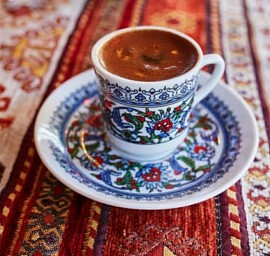 Merci d'avance pour le café.